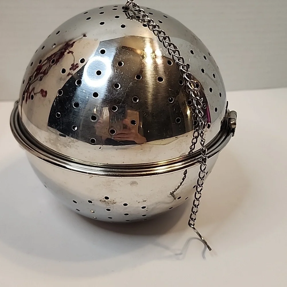 Vintage Stainless Steel Tea Infuser, Spice, Rice Ball with Chain And Clasp